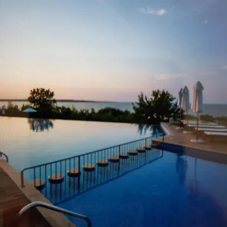 Апартамент Compleх Santa Marina,private