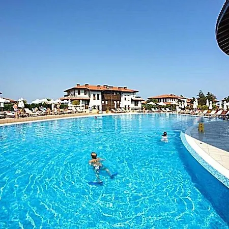 Апартамент Compleх Santa Marina,private